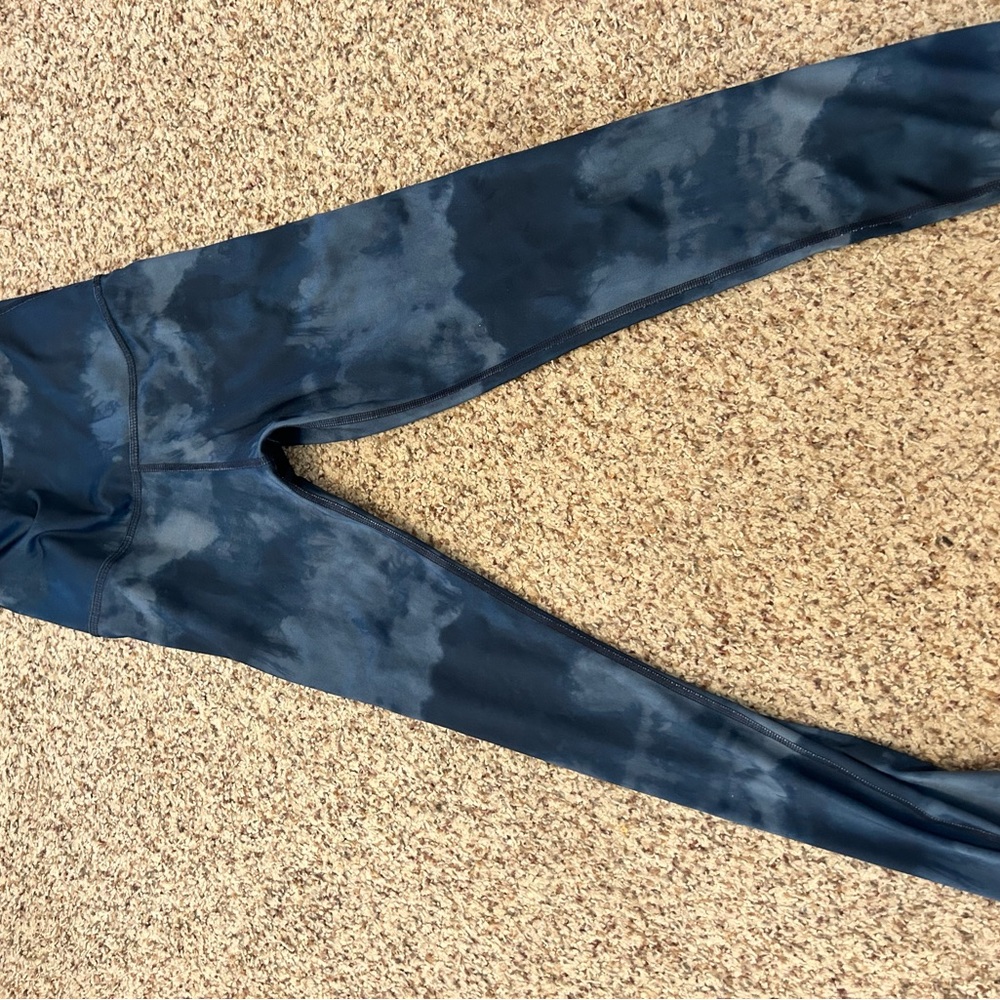 Beyond yoga pants - small - worn once